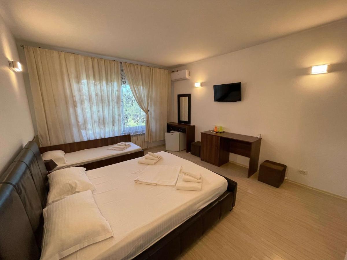 Vila Regal Mamaia Exterior photo